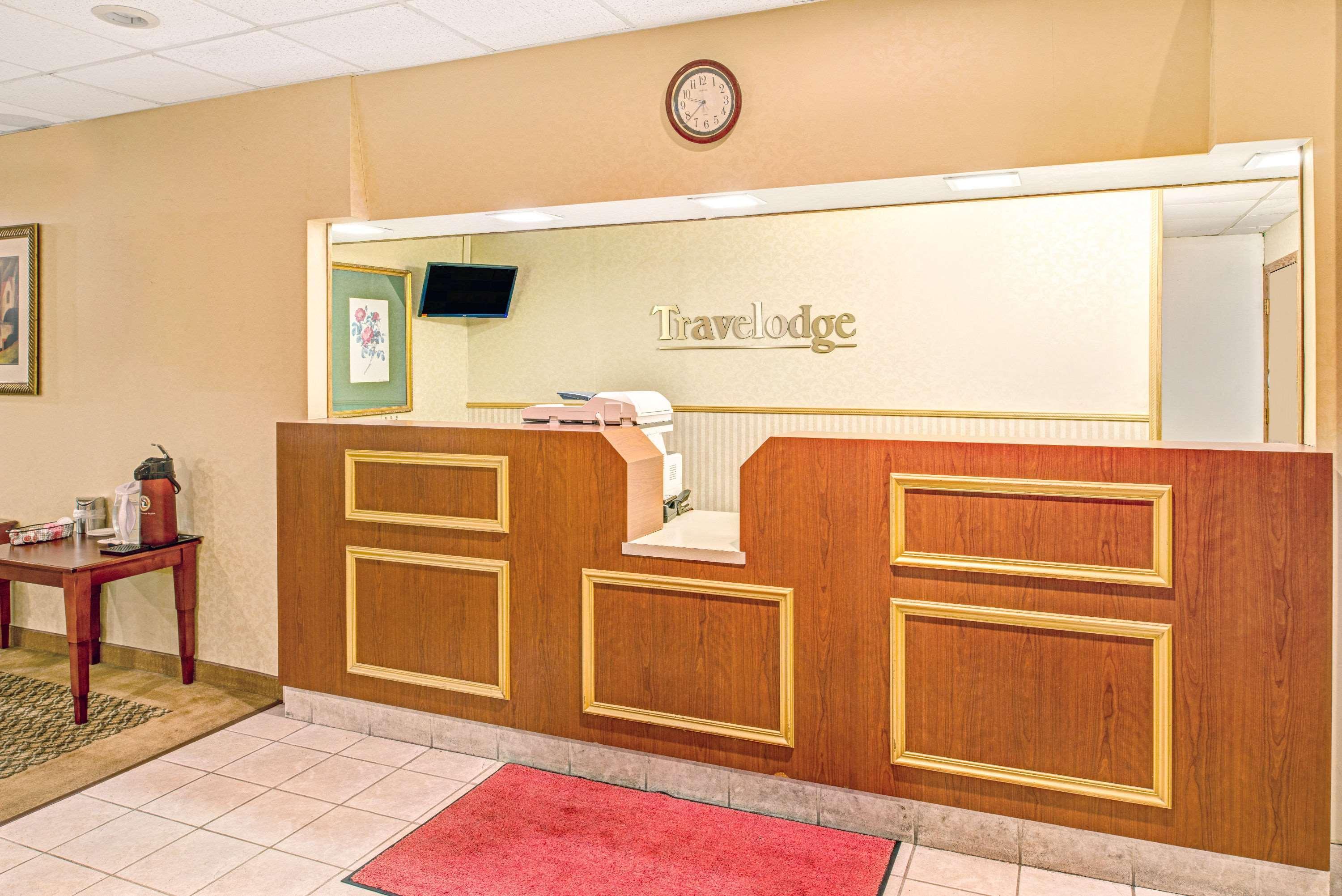 Travelodge By Wyndham Lincoln Airport I-80 Eksteriør bilde